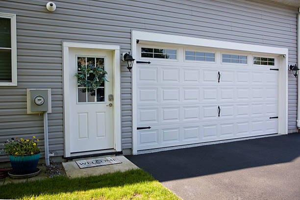 24/7 Emergency Garage Door Panel Replacement experts in Nash County County, NC